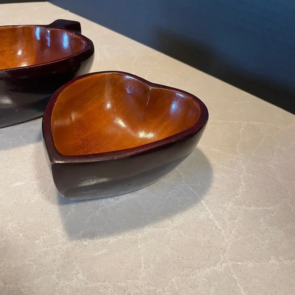 Vintage MCM set of 2 hearts shaped wooden bowls serving dishes decorative only